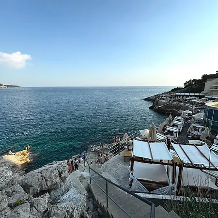 Bliss Near Bellevue Appartement